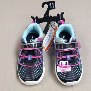 Kids Light-Up Sneakers - Black and Pink